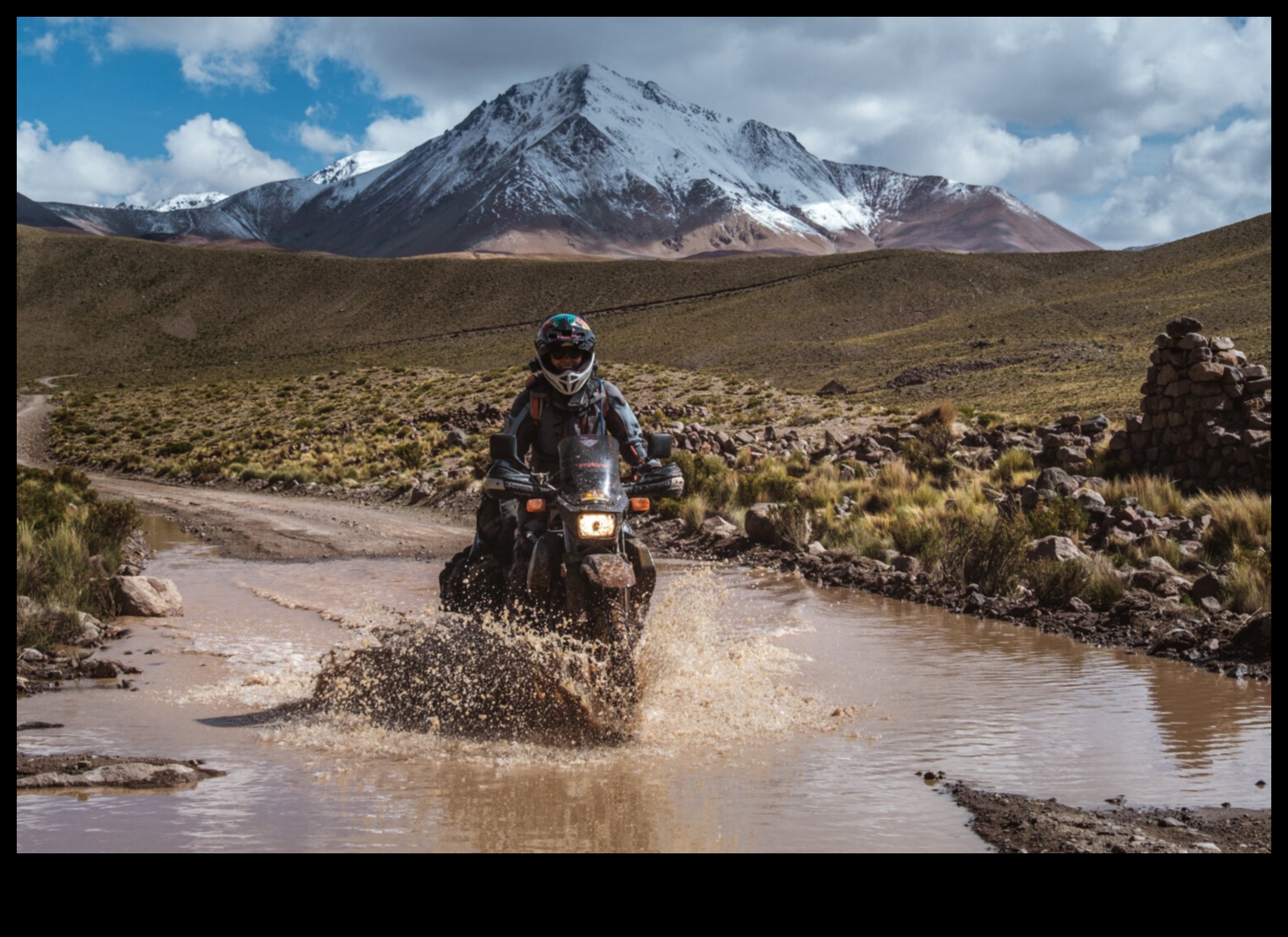 Riding High: experiența ridicată a motocicletei de aventură